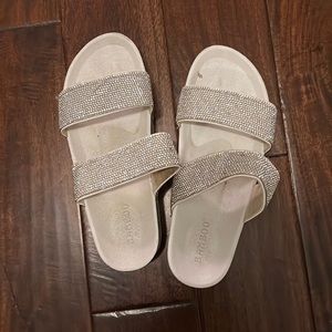 Sandals size 7